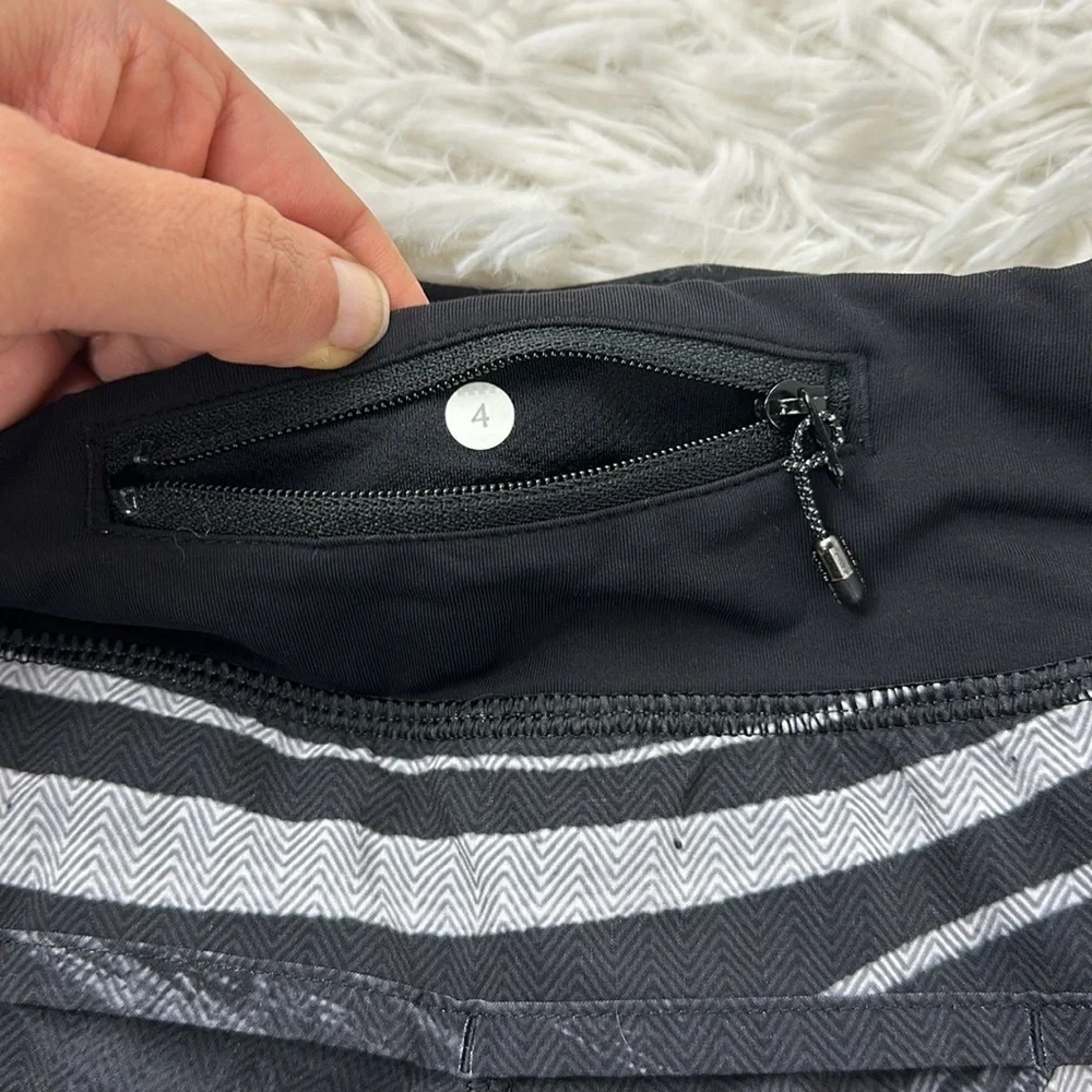 Lululemon Speed Short Marbled Mix Speed Short White Black / Black